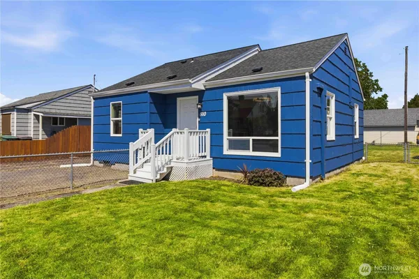 $320,000 | 810 30th Avenue, Longview, WA 98632