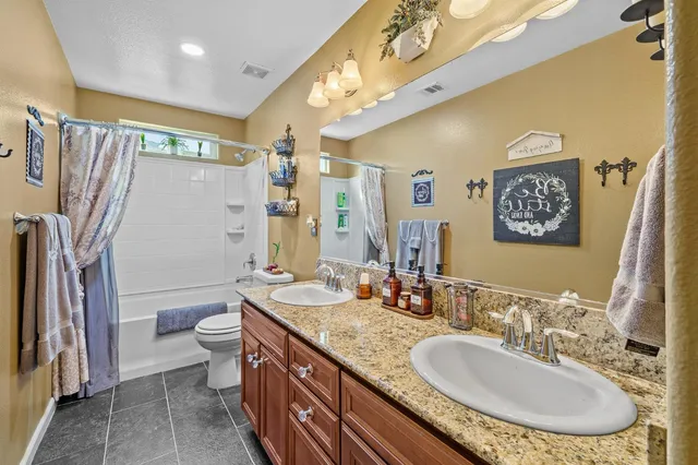 a view of a storage & utility room