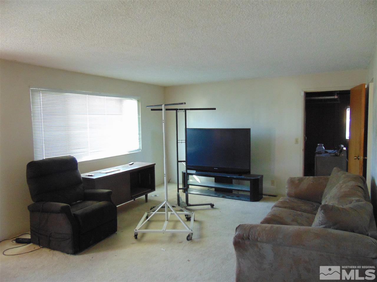 640 West B Street Fallon, NV 89406 - Photo 4 of 15 Photo 4