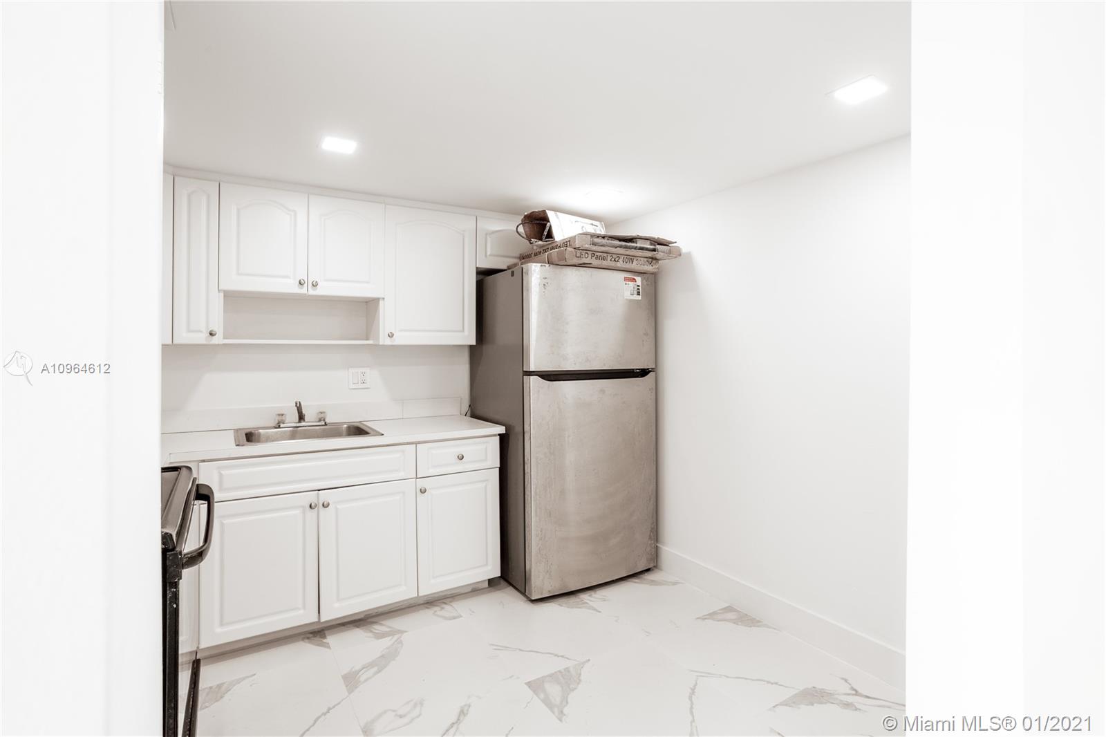 4164 Inverrary Drive, Unit 412 Lauderhill, FL 33319 - Photo 3 of 18