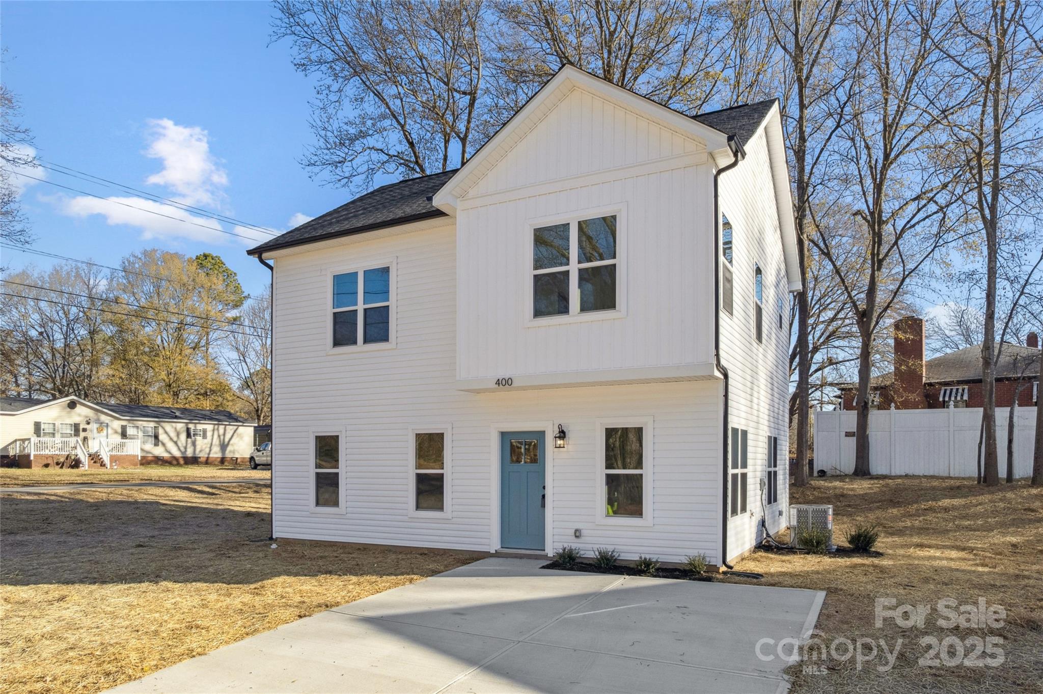 400 South Spargo Street Dallas, NC 28034 - Photo 1 of 26 a front view of a house with a yard