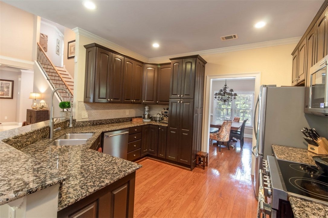 843 Millers Point Road Auburn, AL 36830 - Photo 12 of 36 Gallery Image 12