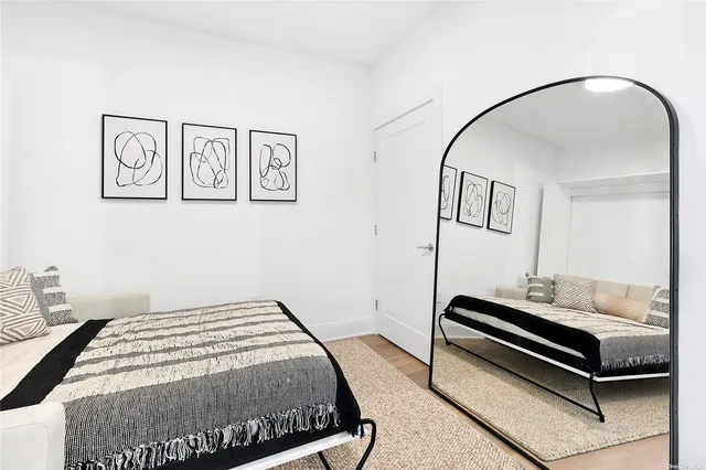 $720,000 | 510 Emanuel Way, Unit C2, East Meadow, NY 11554