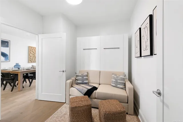 $720,000 | 510 Emanuel Way, Unit C2, East Meadow, NY 11554