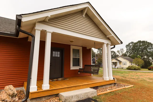 $270,000 | 910 Crittenden Avenue, Chickamauga, GA 30707