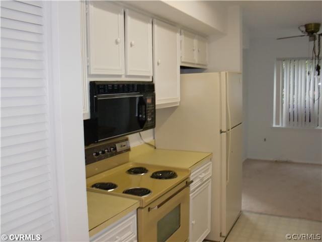 1503 Largo Road, Unit 103 Richmond, VA 23238 - Photo 4 of 6 Kitchen