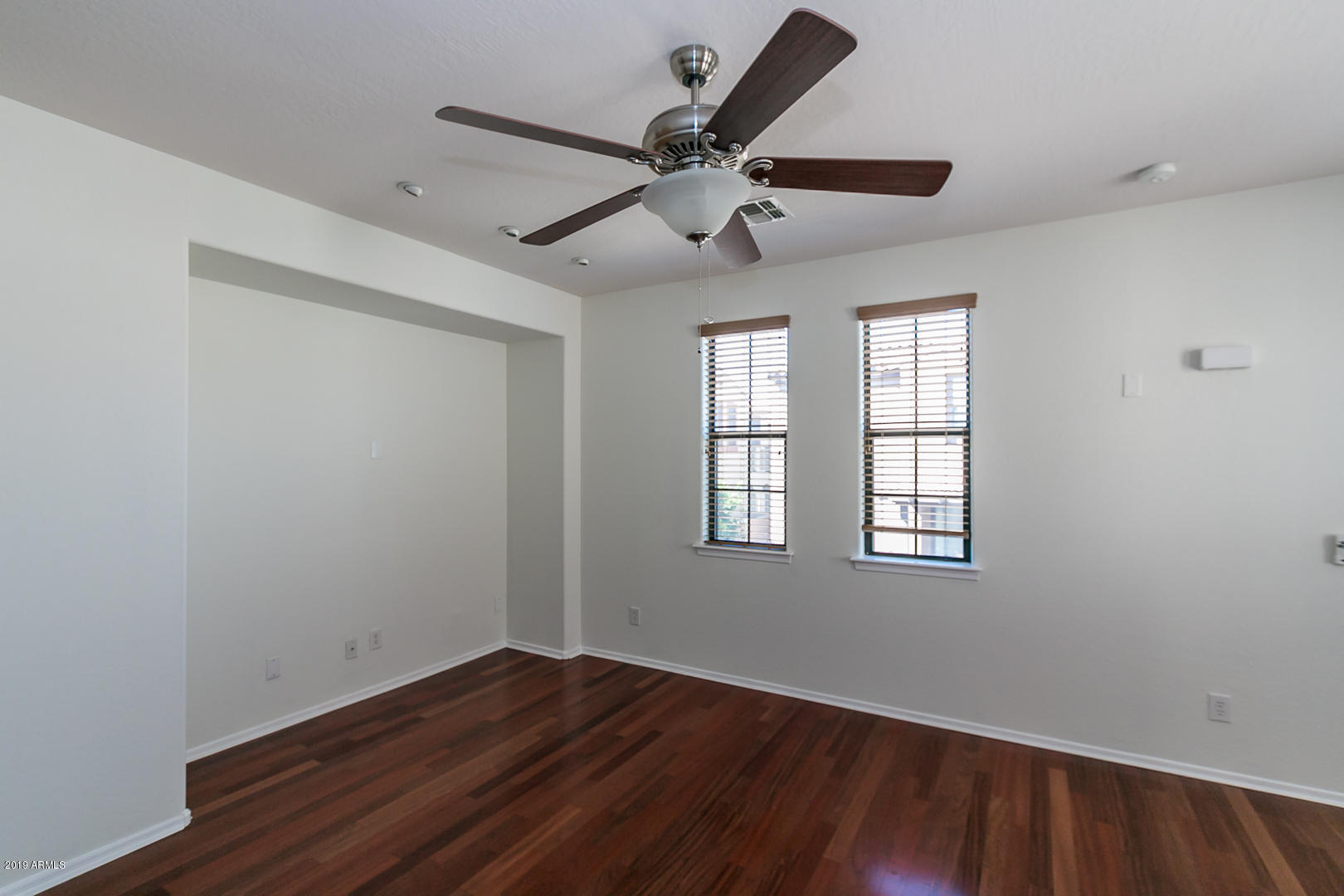 2358 West Sleepy Ranch Road Phoenix, AZ 85085 - Photo 10 of 24 Loft