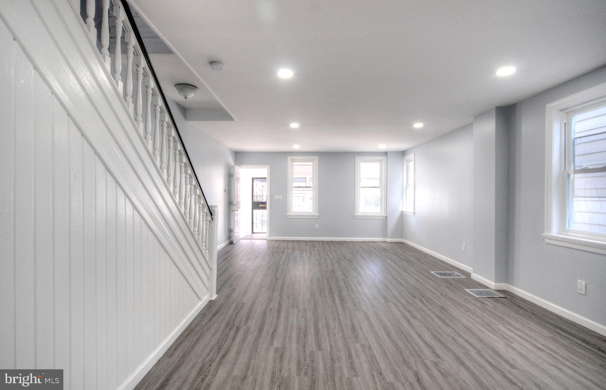 319 Middlesex Street Gloucester City, NJ 08030 - Photo 13 of 52