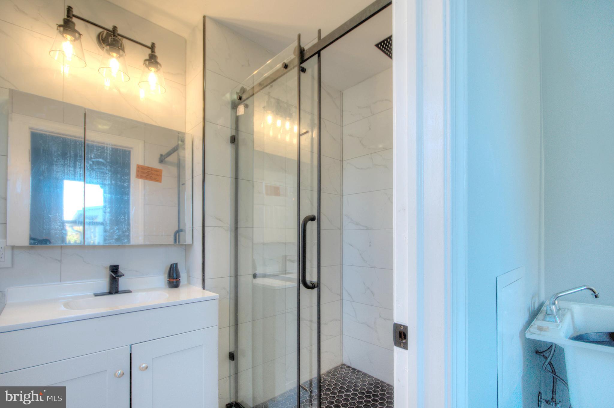 319 Middlesex Street Gloucester City, NJ 08030 - Photo 25 of 52