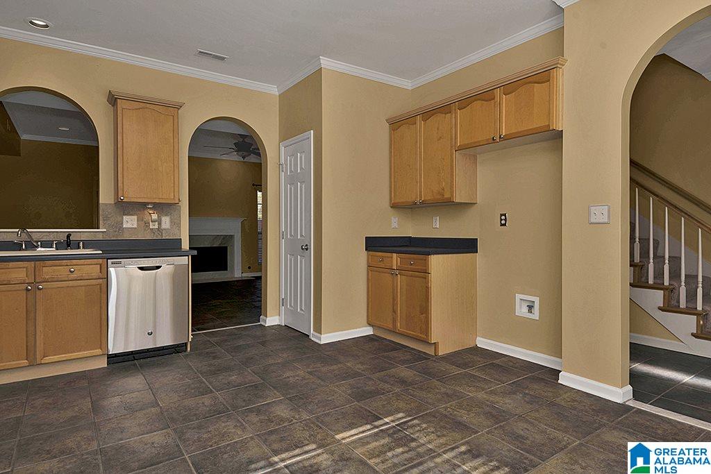 621 Parkside Circle Helena, AL 35080 - Photo 6 of 35