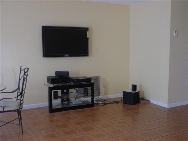 22436 Southwest 66th Avenue Boca Raton, FL 33428 - Photo 6 of 8 Additional Photo