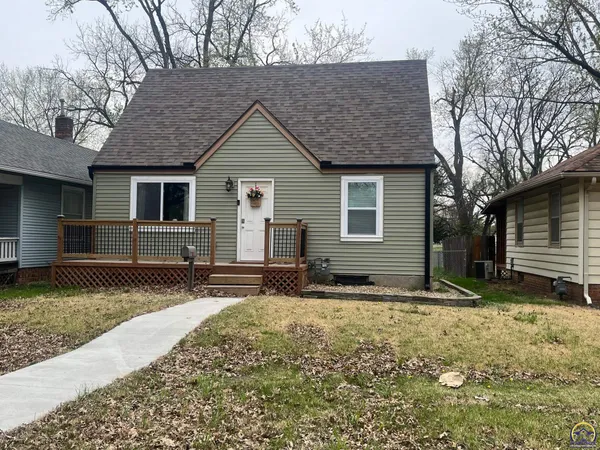 $156,900 | 1819 Southwest Cherokee Street, Topeka, KS 66606