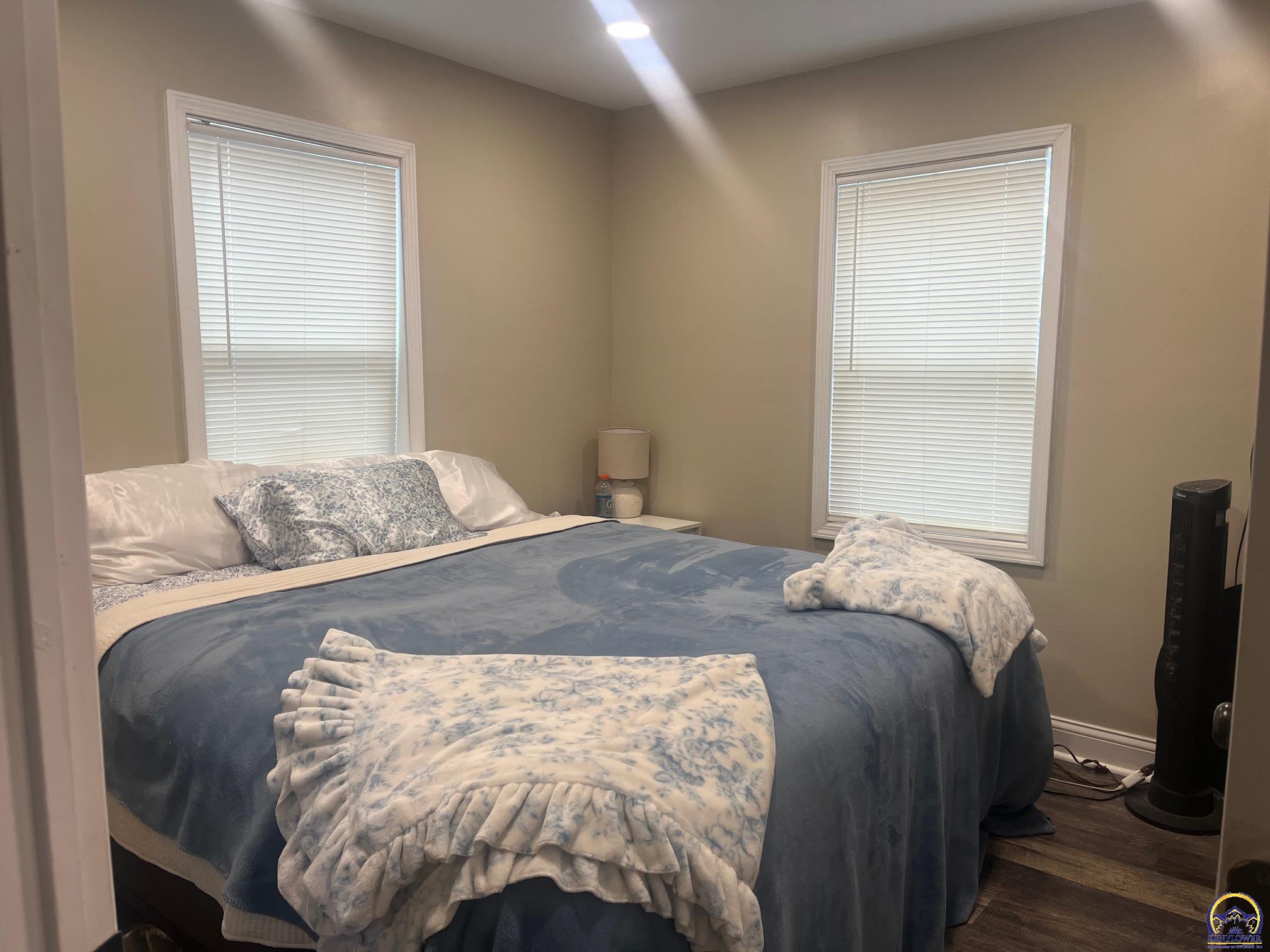 1819 Southwest Cherokee Street Topeka, KS 66606 - Photo 8 of 12