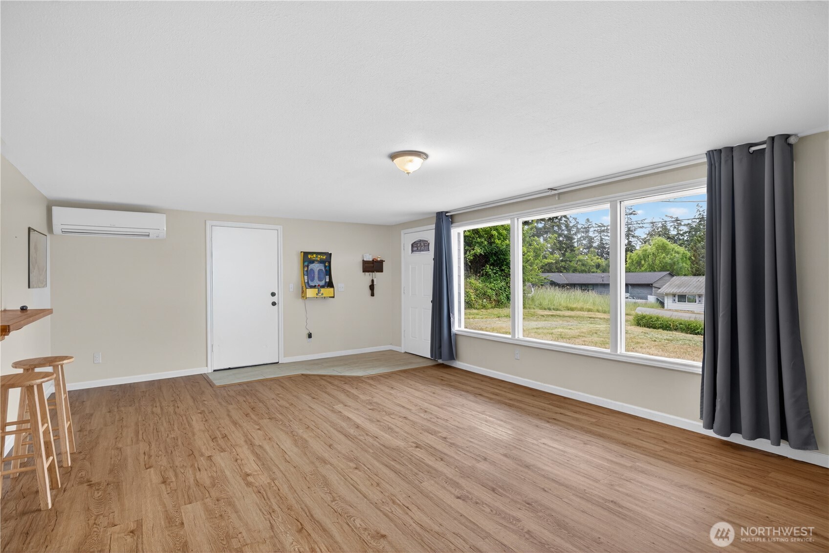 1056 View Ridge Drive Oak Harbor, WA 98277 - Photo 8 of 38