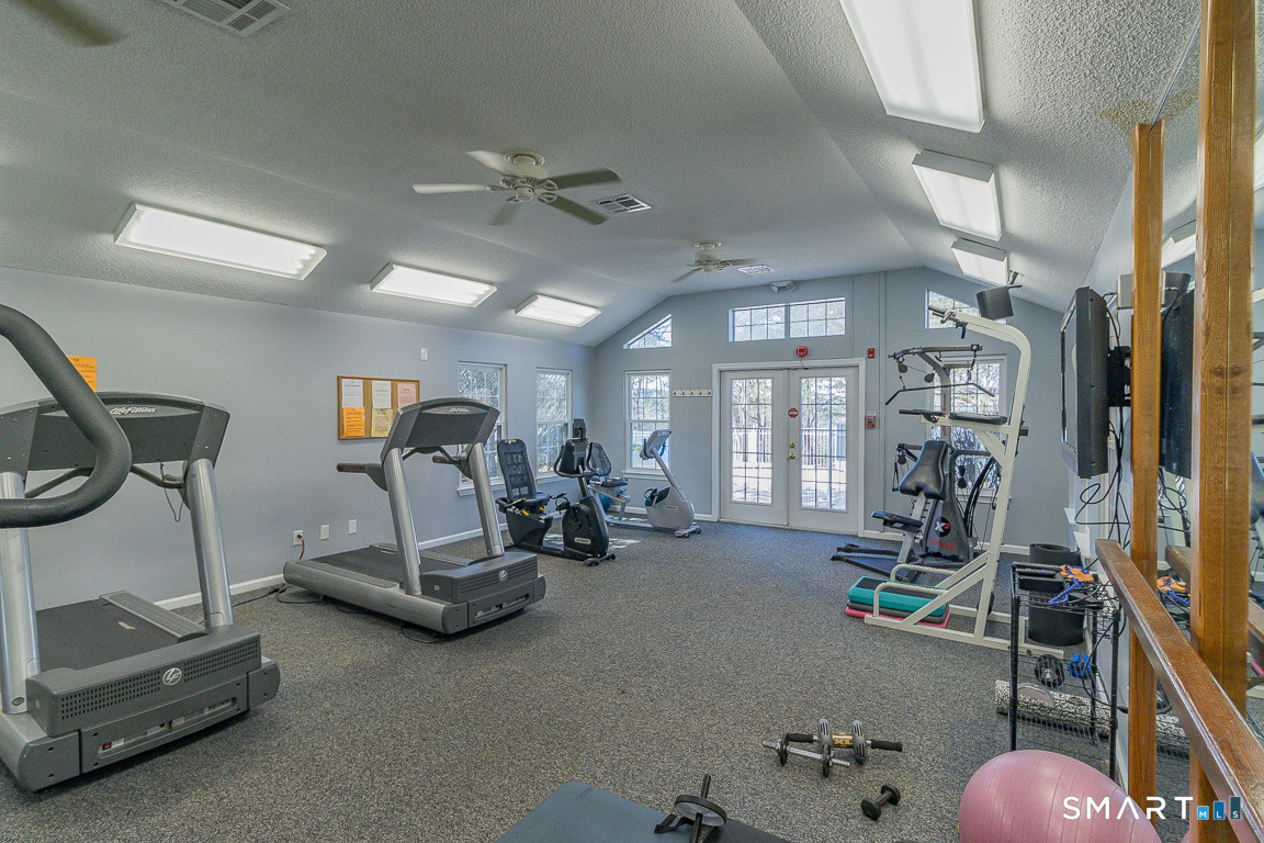 159 Carriage Crossing Lane, Unit 159 Middletown, CT 06457 - Photo 21 of 31