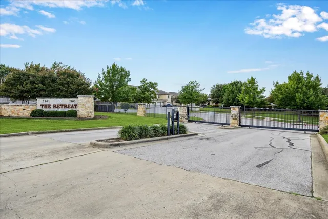 $239,000 | 2101 Town Centre Drive, Unit 1606, Round Rock, TX 78664