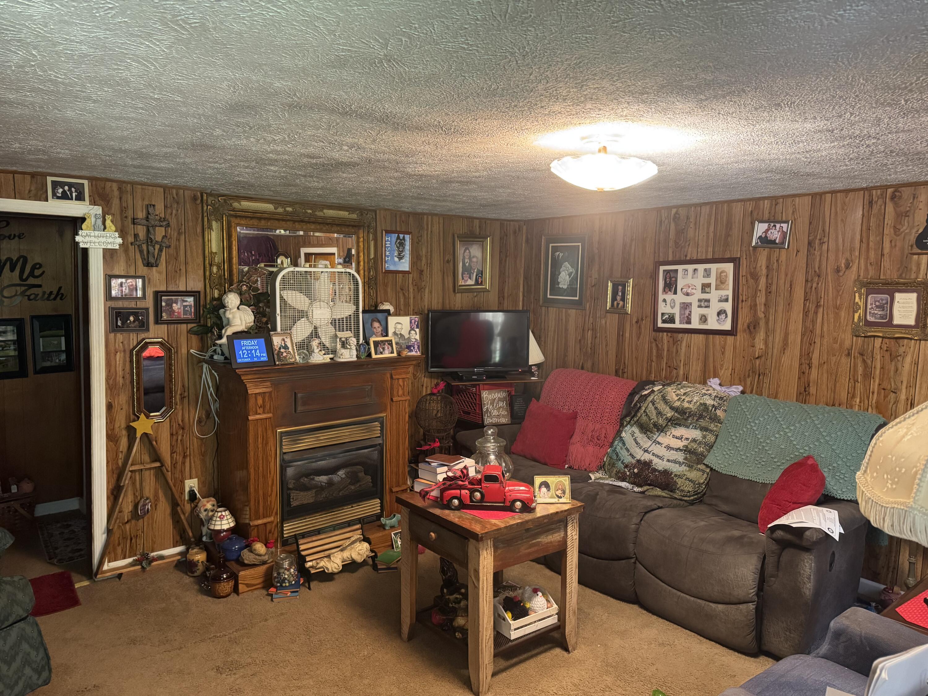 1052 Maulden Branch Road Tyner, KY 40486 - Photo 8 of 22 IMG_6076