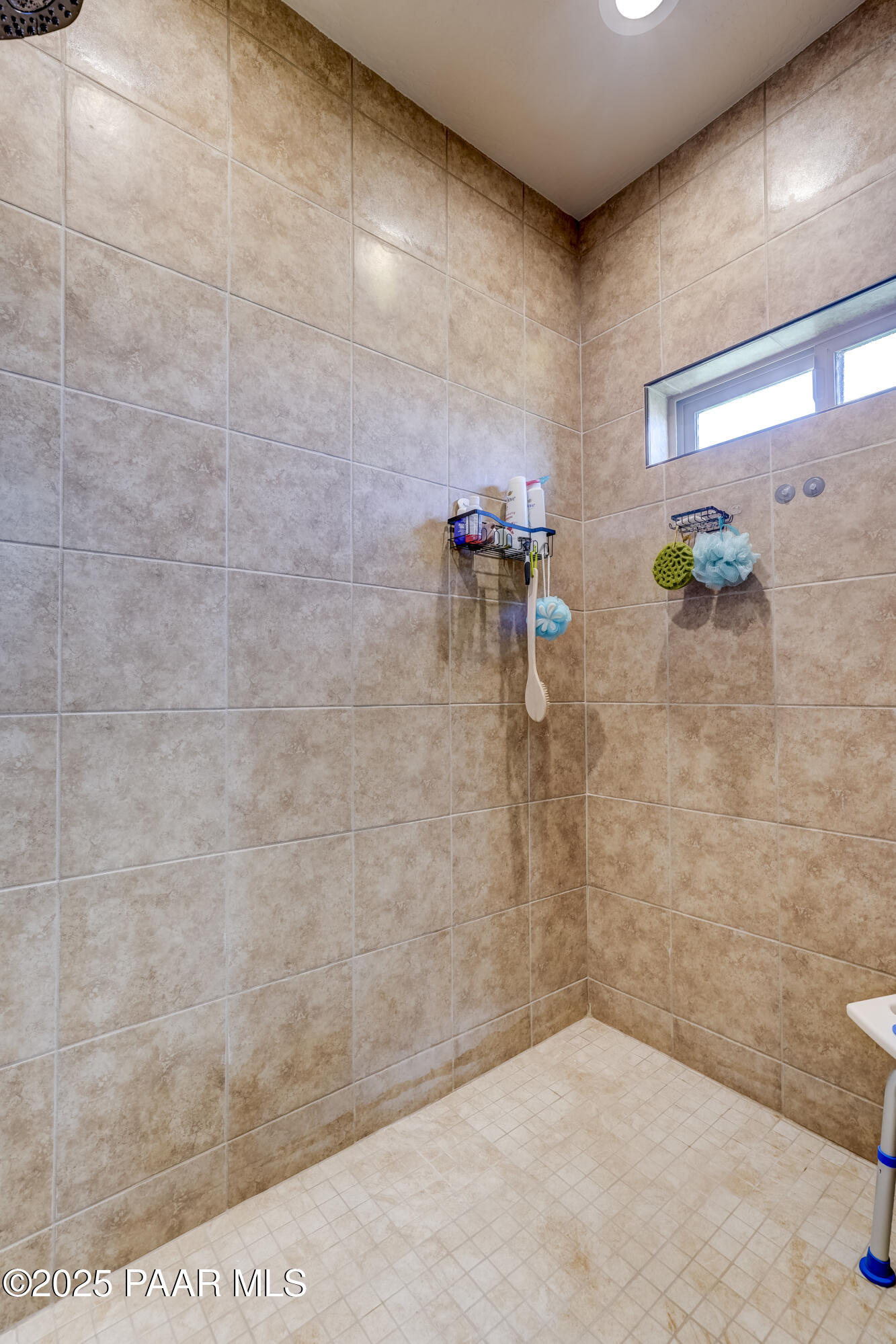 24720 North Rj Way Paulden, AZ 86334 - Photo 14 of 43 a bathroom with a shower