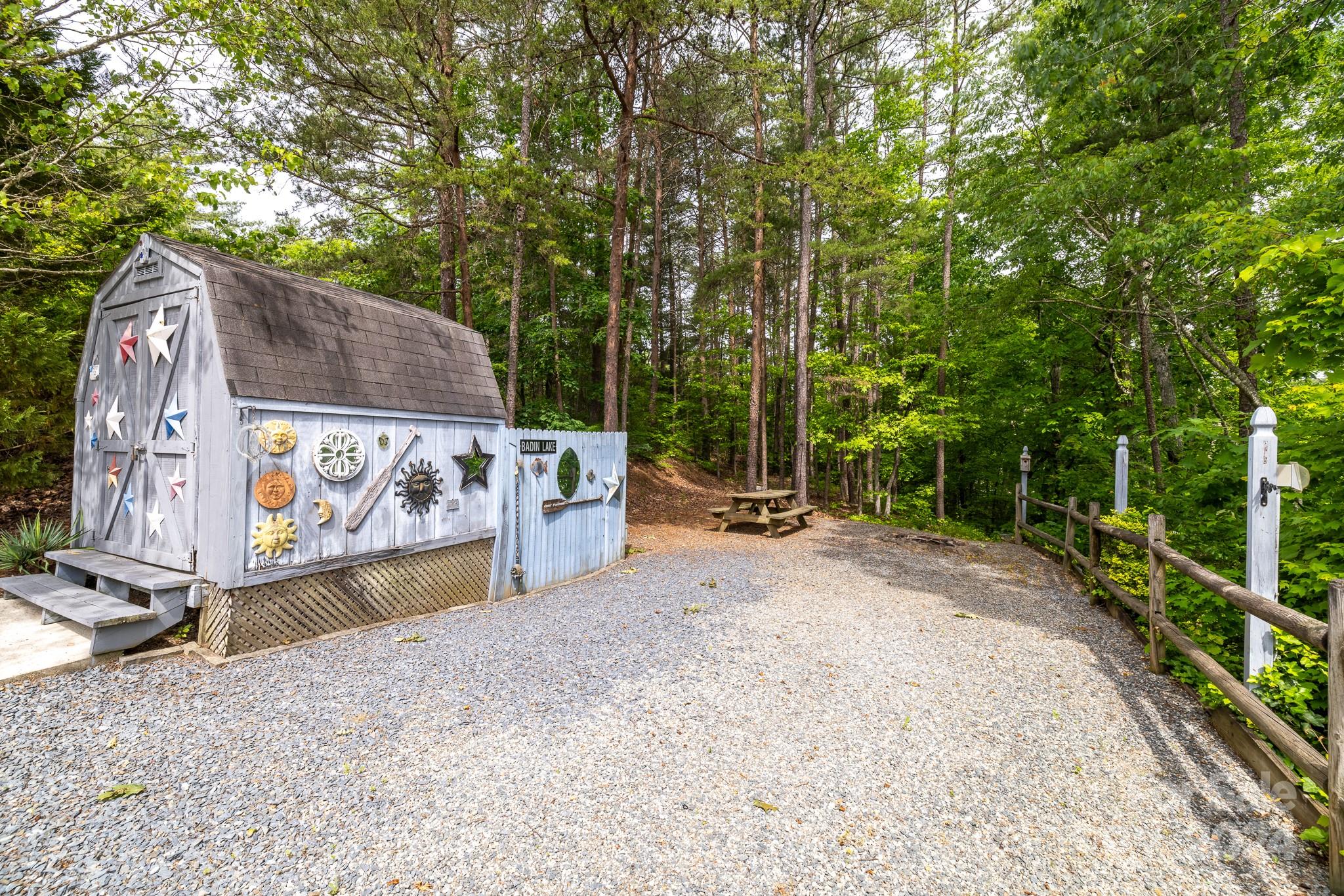 138 Strand Road Badin Lake, NC 28127 - Photo 12 of 48 Gallery Image 12