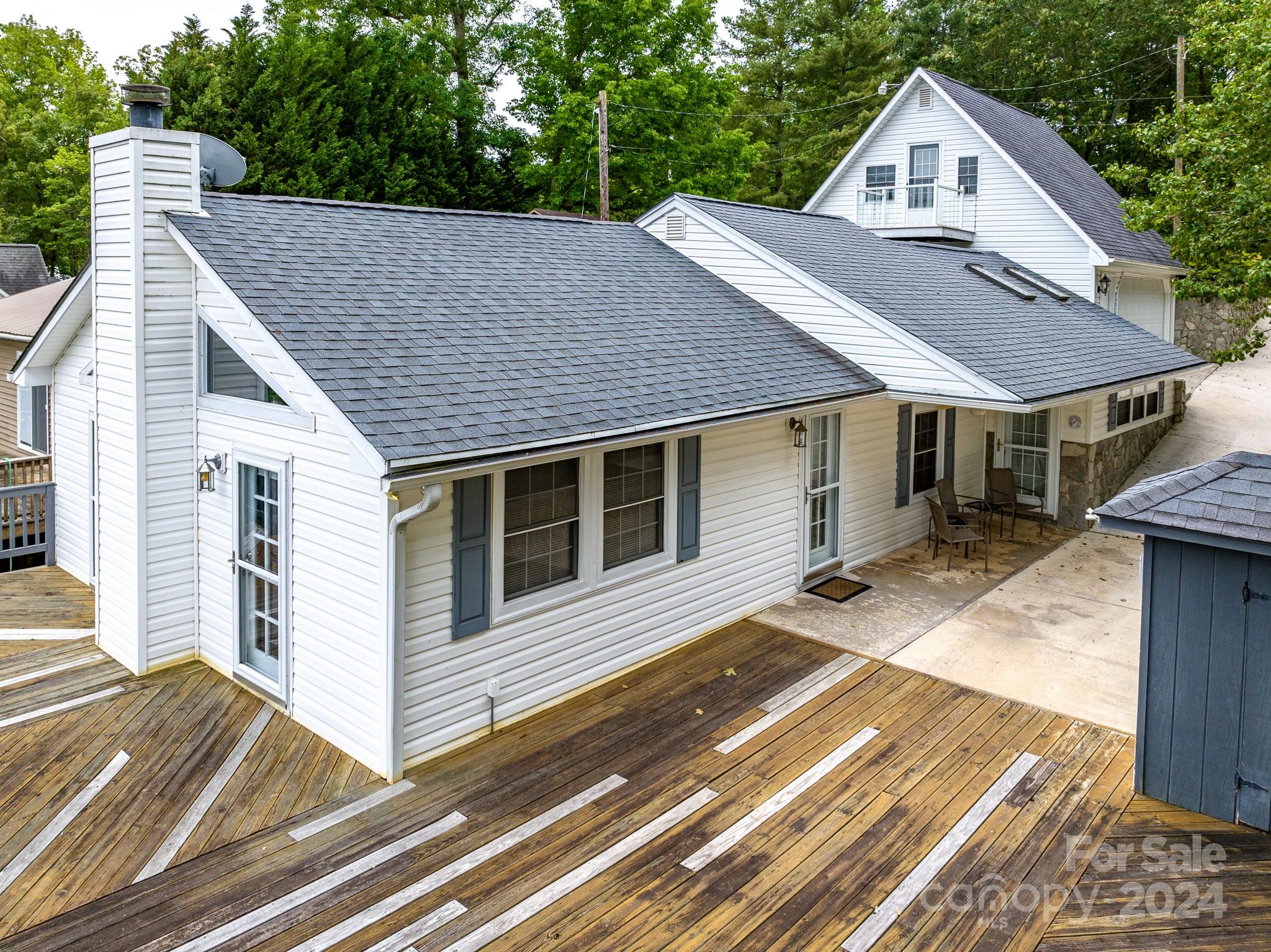 138 Strand Road Badin Lake, NC 28127 - Photo 44 of 48 Gallery Image 44