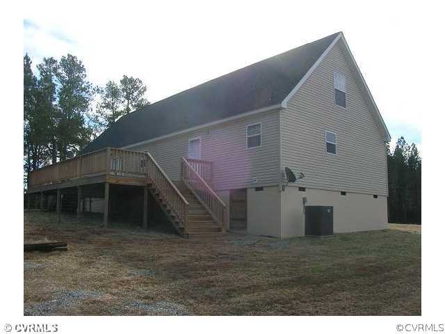2671 Robertsons Road Blackstone, VA 23824 - Photo 3 of 12 Exterior Back