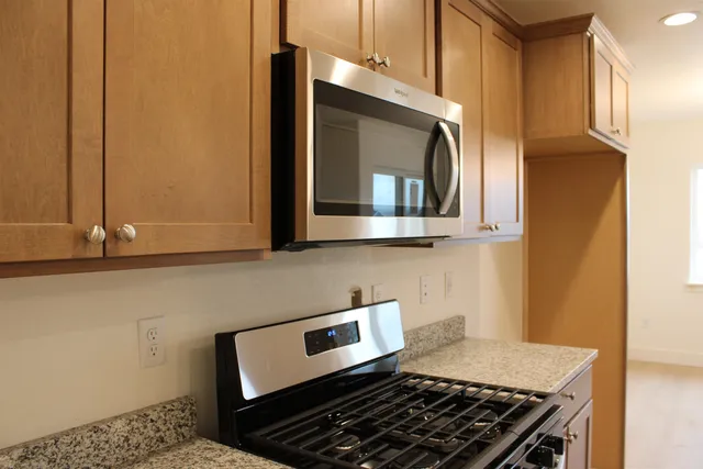 $388,500 | 813 South 6th Avenue, Mills, WY 82644