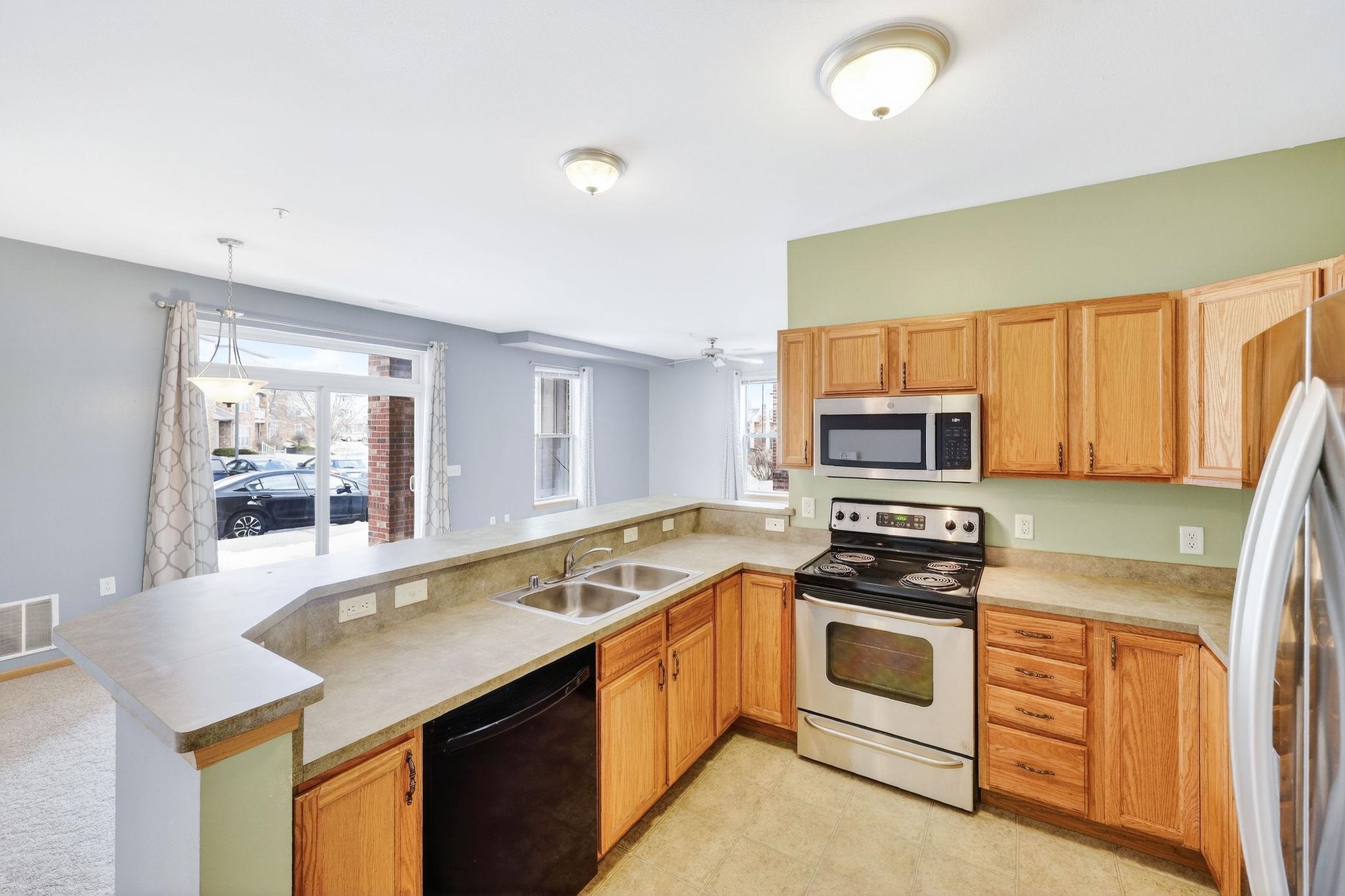 101 Metro Terrace, Unit 102 Madison, WI 53718 - Photo 17 of 50