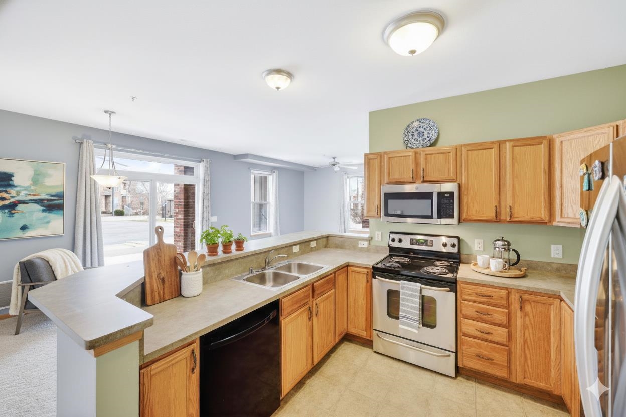 101 Metro Terrace, Unit 102 Madison, WI 53718 - Photo 3 of 50