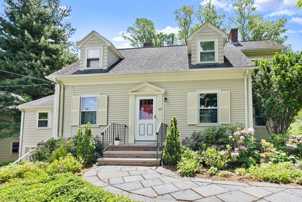 107 Louise Road Belmont, MA 02478 - Photo 1 of 26