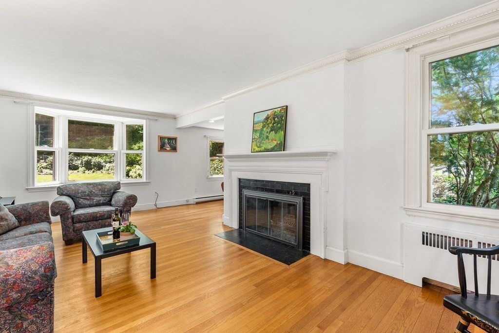 107 Louise Road Belmont, MA 02478 - Photo 3 of 26
