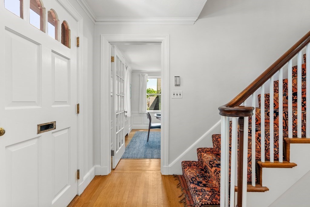 107 Louise Road Belmont, MA 02478 - Photo 5 of 26