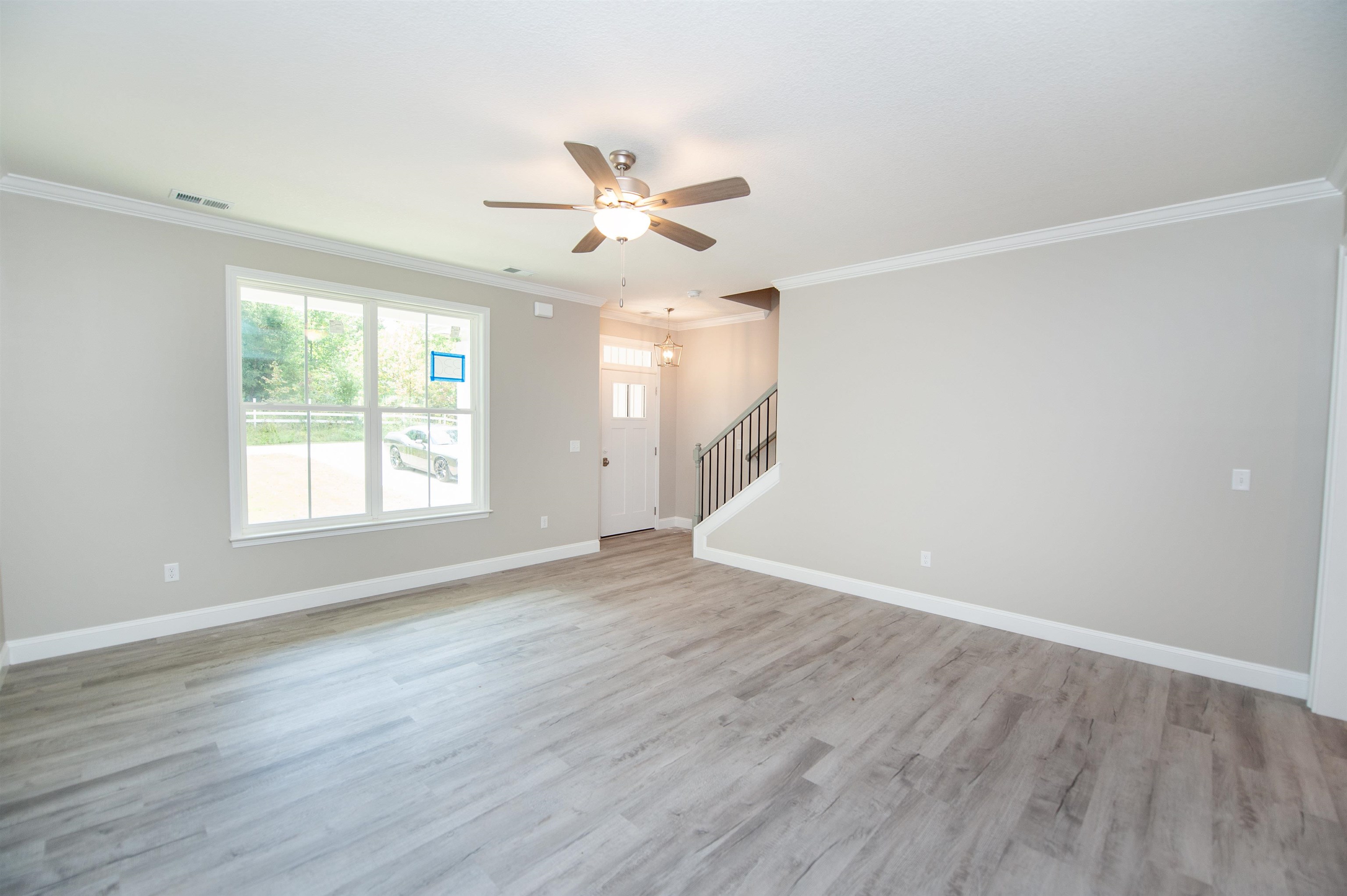 330 Bulman Road Roebuck, SC 29376 - Photo 3 of 37
