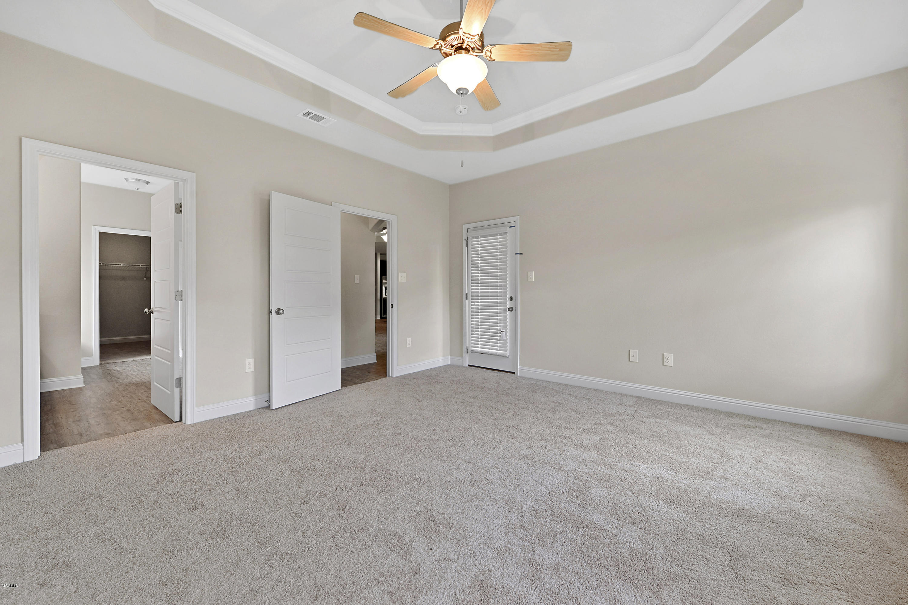 6681 Sugarcane Circle Ocean Springs, MS 39564 - Photo 17 of 29 Master Bedroom