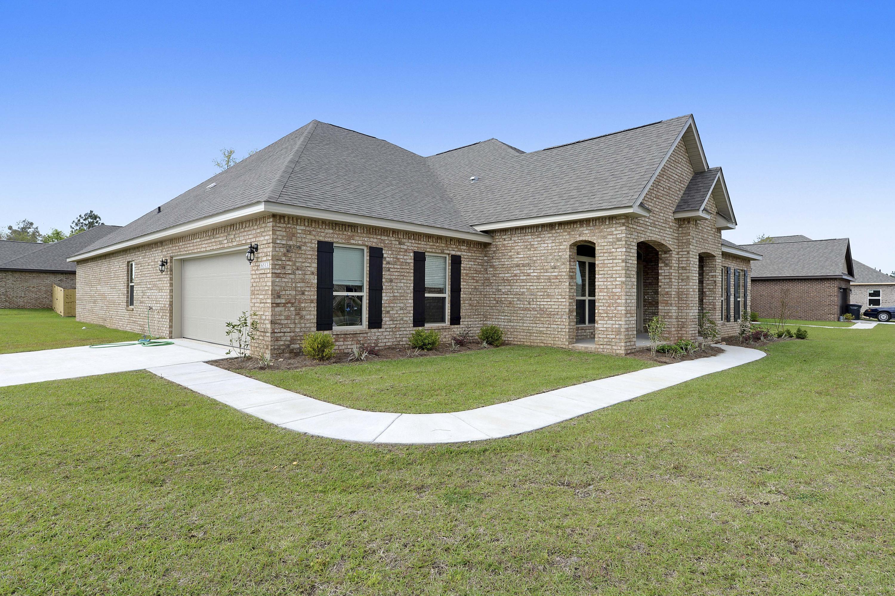 6681 Sugarcane Circle Ocean Springs, MS 39564 - Photo 2 of 29 002