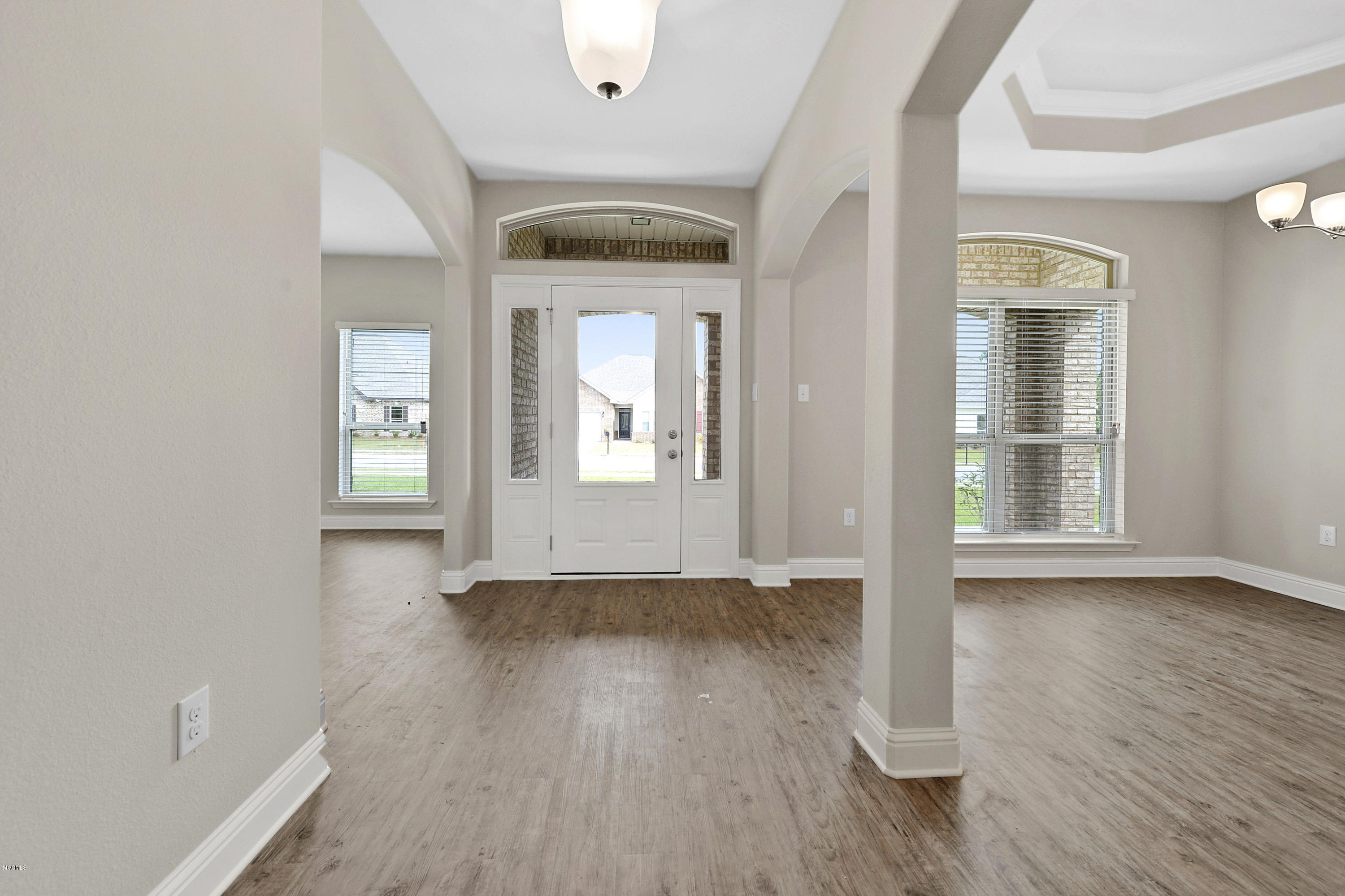 6681 Sugarcane Circle Ocean Springs, MS 39564 - Photo 4 of 29 003