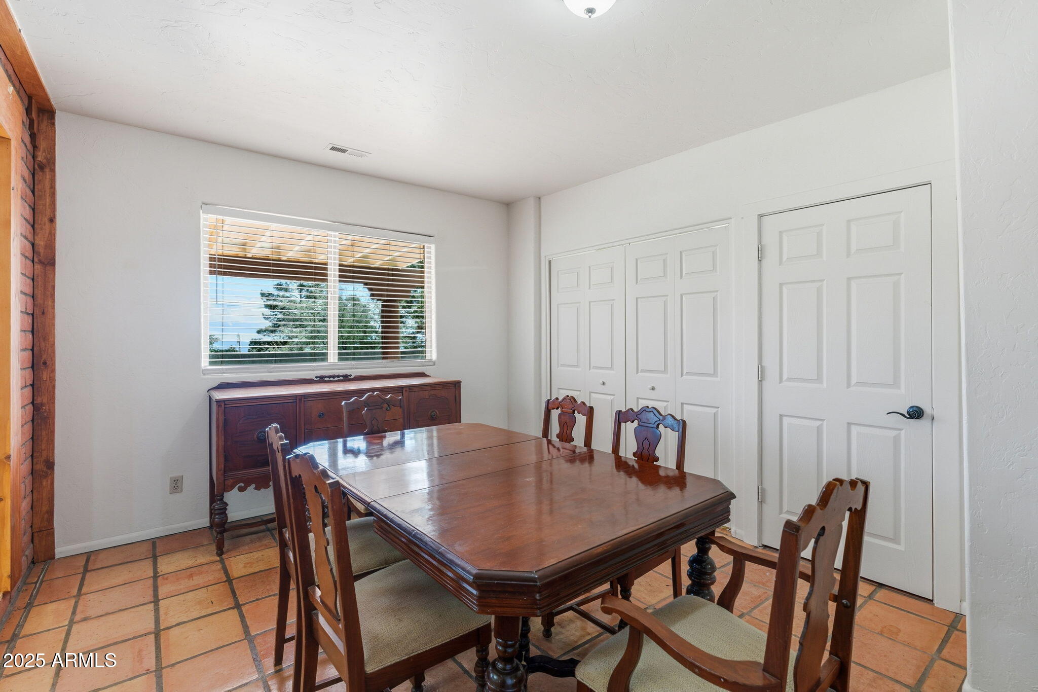 4339 East Wickersham Road Hereford, AZ 85615 - Photo 17 of 51 Formal Dining Room