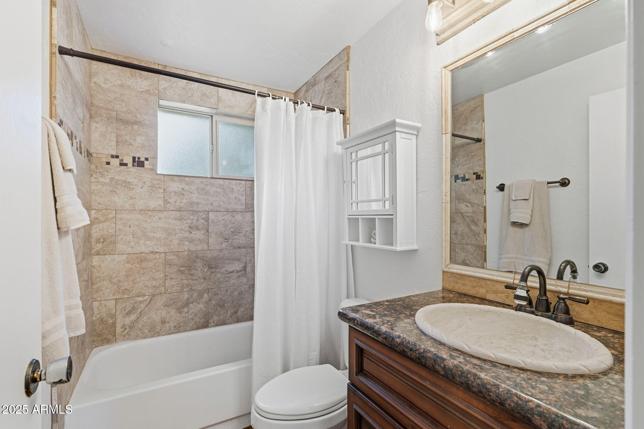 4339 East Wickersham Road Hereford, AZ 85615 - Photo 27 of 51 Guest Bathroom 2 downstairs