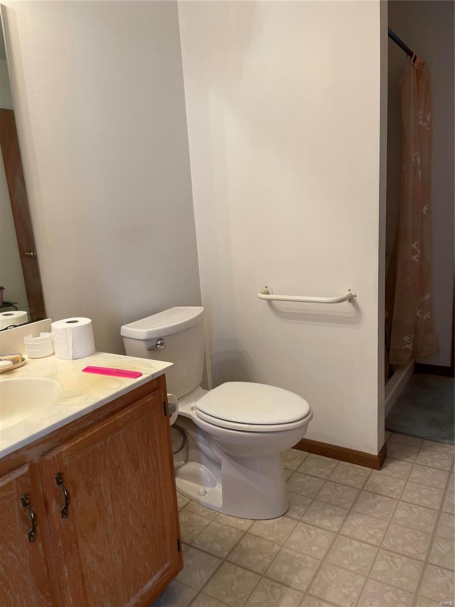 2921 Andover Drive St. Louis, MO 63121 - Photo 15 of 19