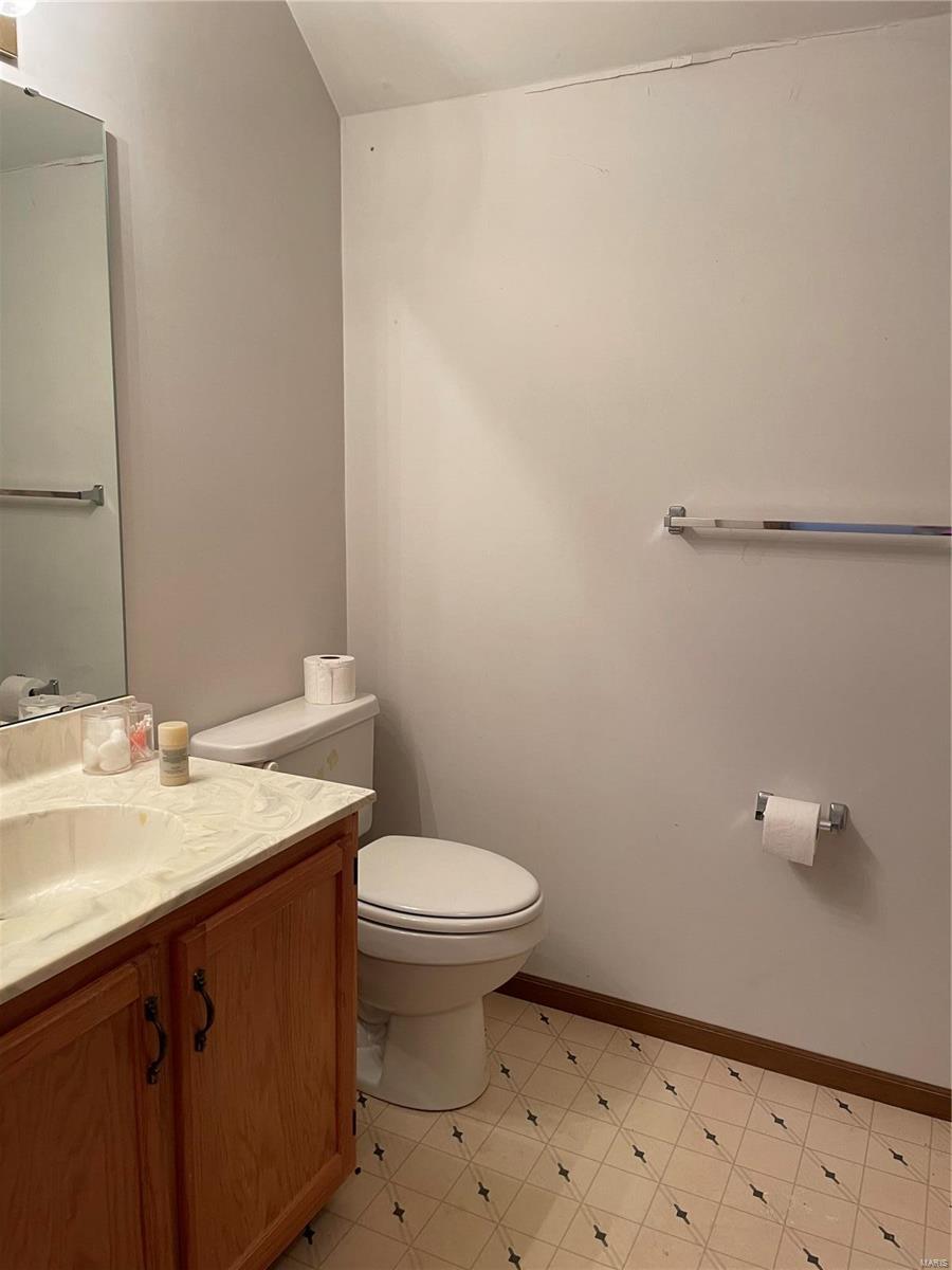 2921 Andover Drive St. Louis, MO 63121 - Photo 16 of 19