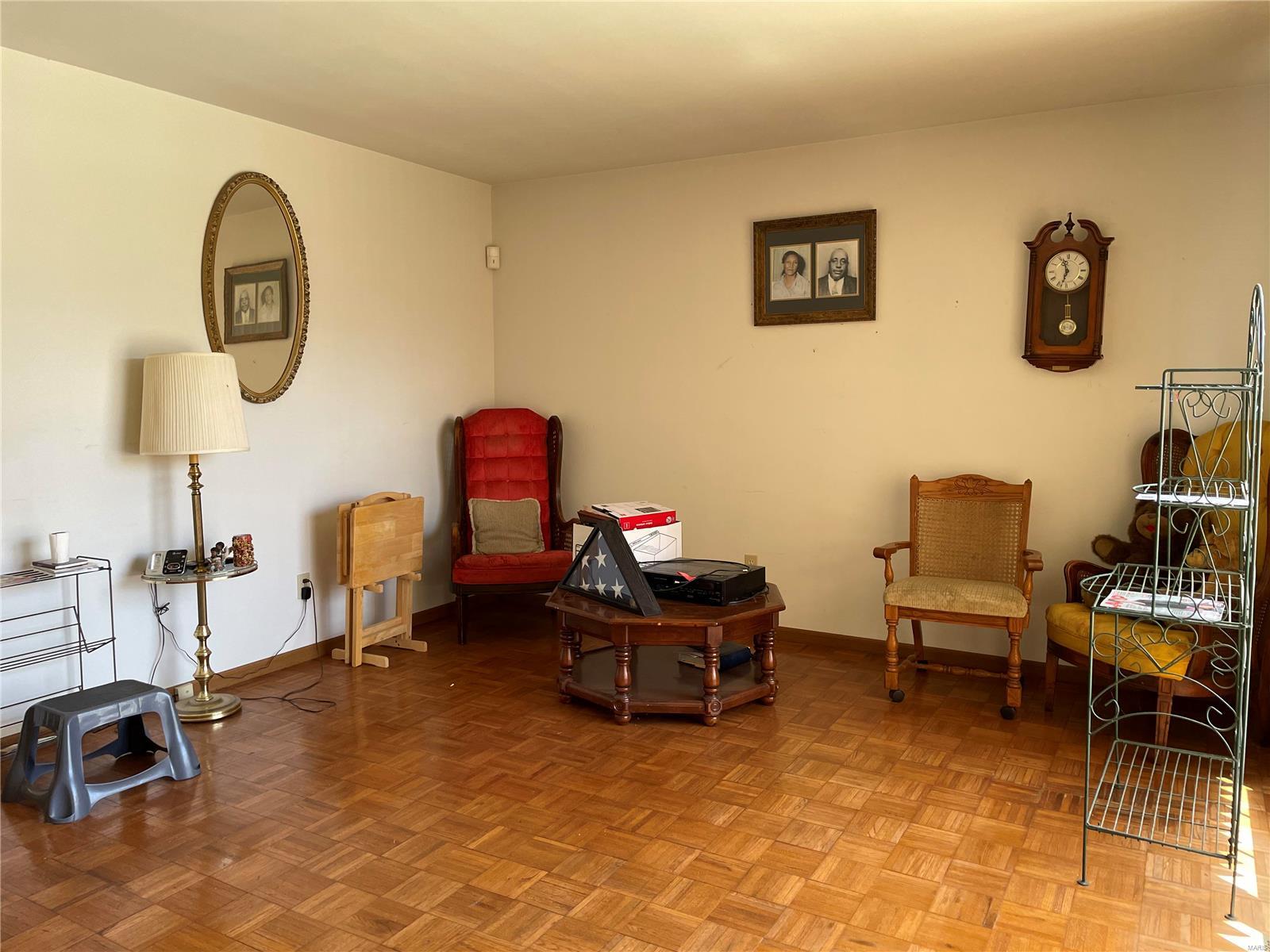 2921 Andover Drive St. Louis, MO 63121 - Photo 3 of 19