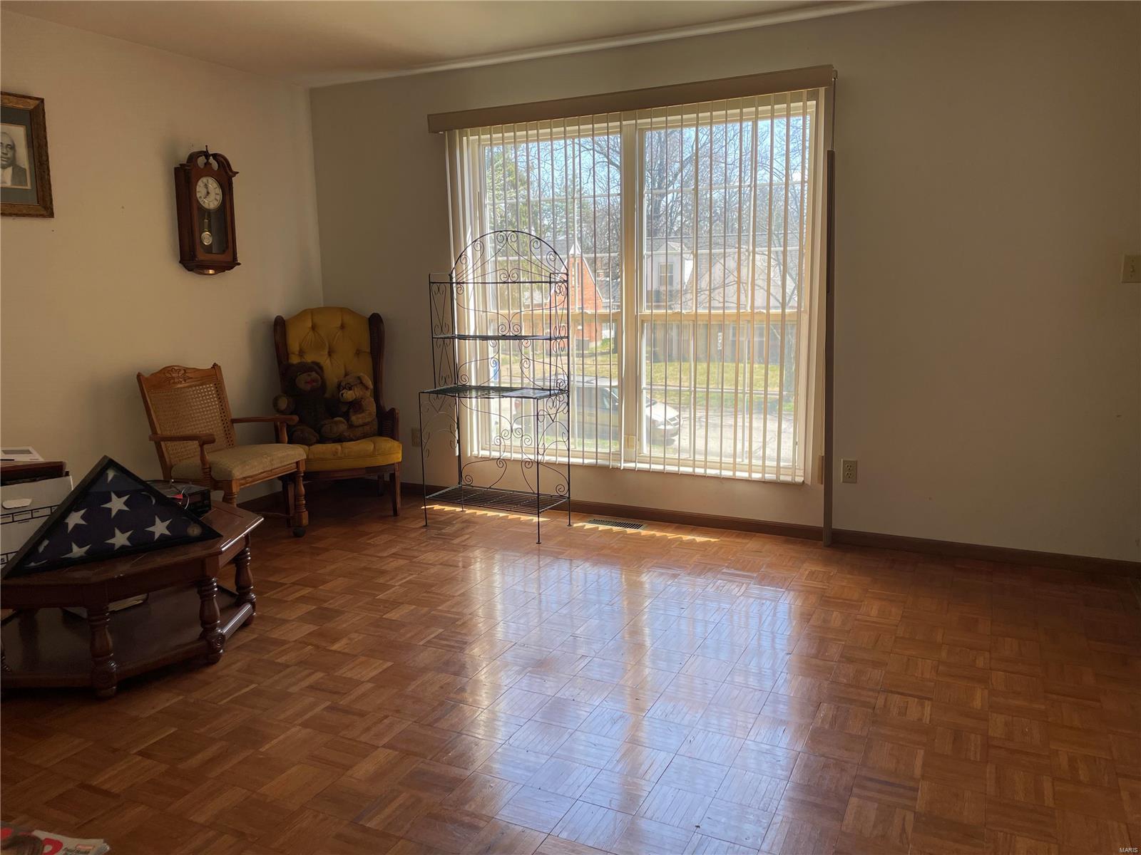 2921 Andover Drive St. Louis, MO 63121 - Photo 4 of 19