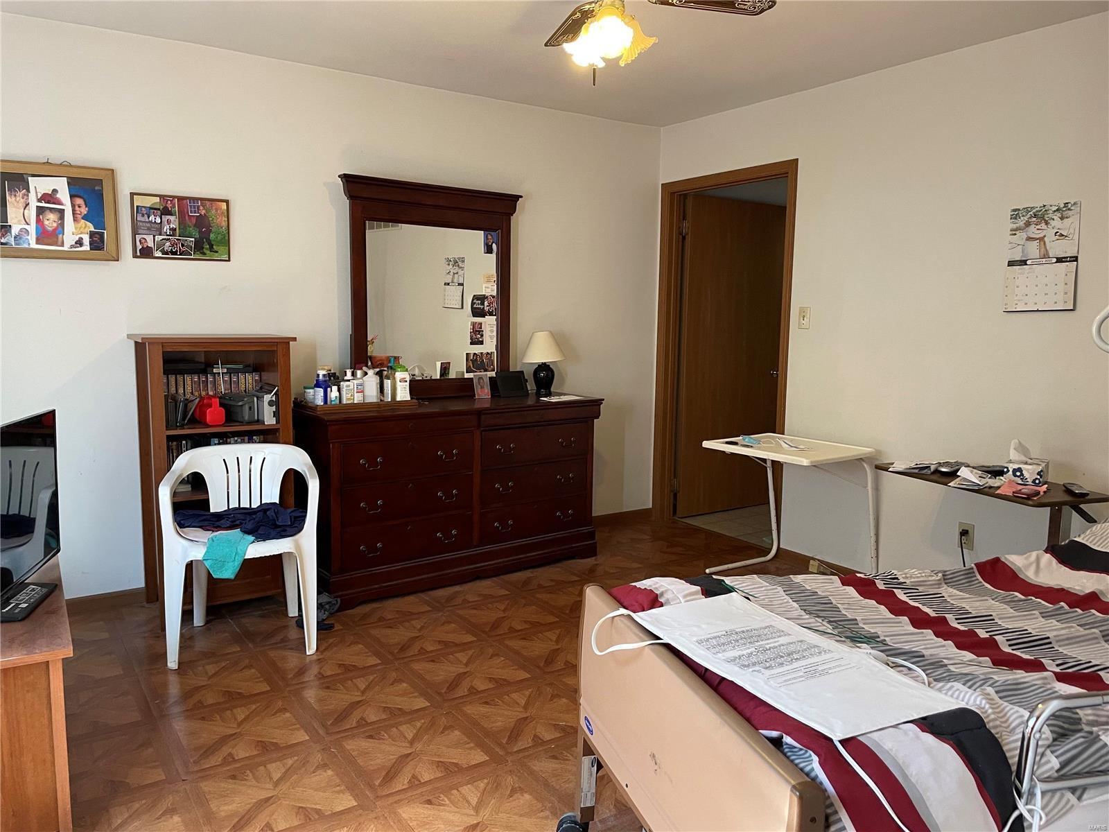 2921 Andover Drive St. Louis, MO 63121 - Photo 10 of 19