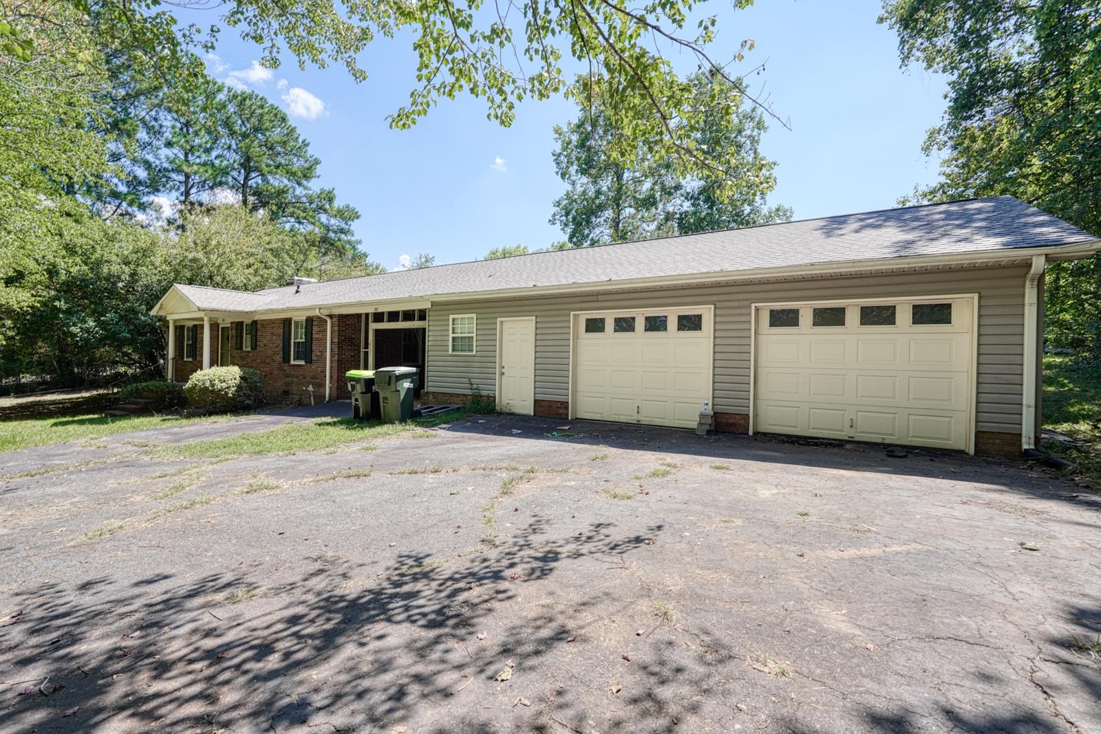 100 State Rd S-42-4312 Landrum, SC 29356 - Photo 2 of 36 Gallery Image 2