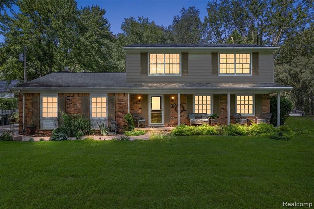 144 Oaklane Drive Rochester Hills, MI 48306 - Photo 1 of 74