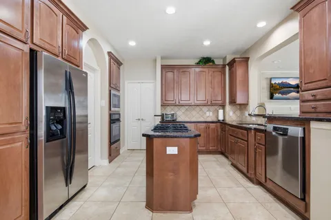 $550,000 | 9722 Blue Cruls Way, Spring, TX 77379