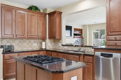 $550,000 | 9722 Blue Cruls Way, Spring, TX 77379