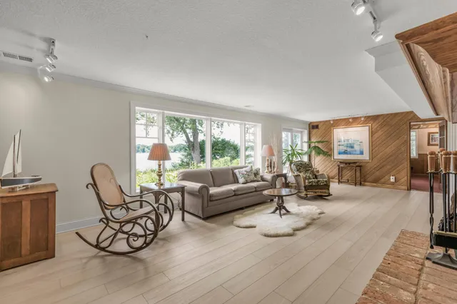 $4,250,000 | 1145 Tonkawa Road, Orono, MN 55356