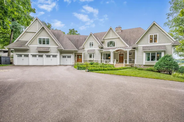 $4,250,000 | 1145 Tonkawa Road, Orono, MN 55356