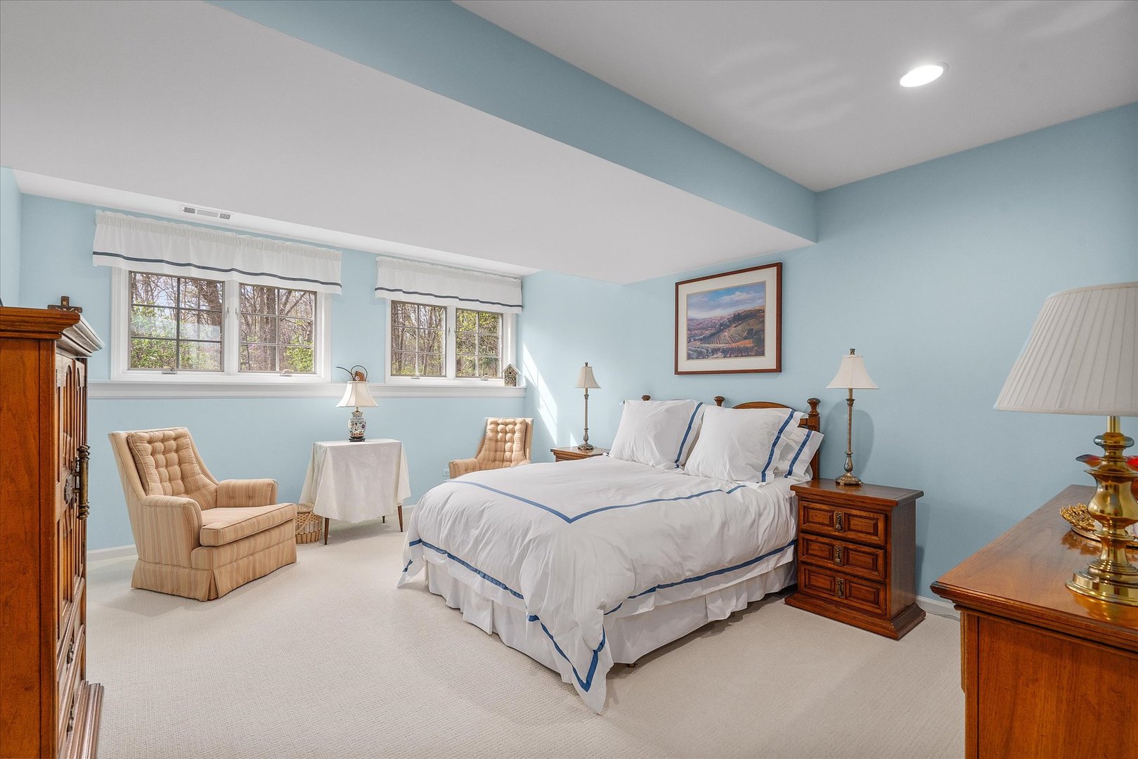 35 Walnut Circle Sugar Grove, IL 60554 - Photo 23 of 42 a bedroom with a bed and furniture