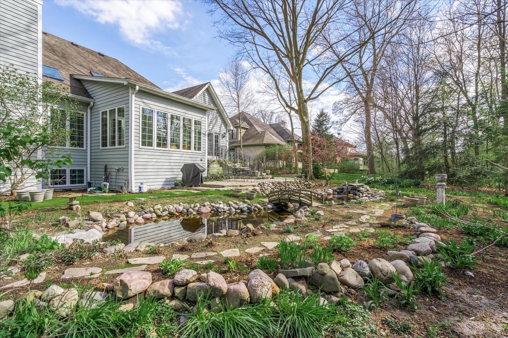 35 Walnut Circle Sugar Grove, IL 60554 - Photo 27 of 42 a view of a house with a yard